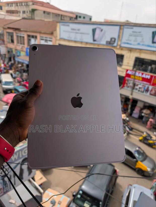 New Apple iPad Air 13 (2025) 128 GB Silver photo 2