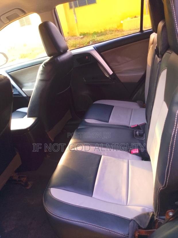 Toyota RAV4 2015 Silver