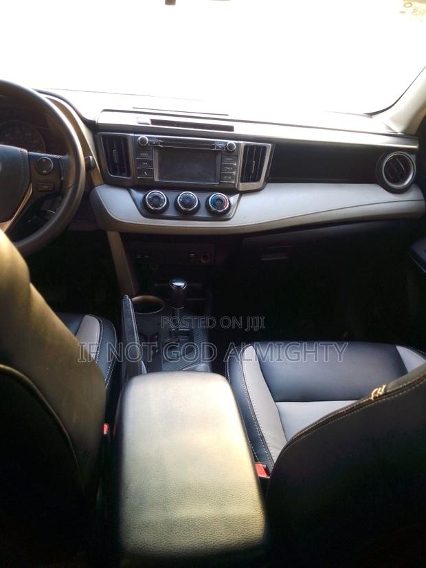 Toyota RAV4 2015 Silver