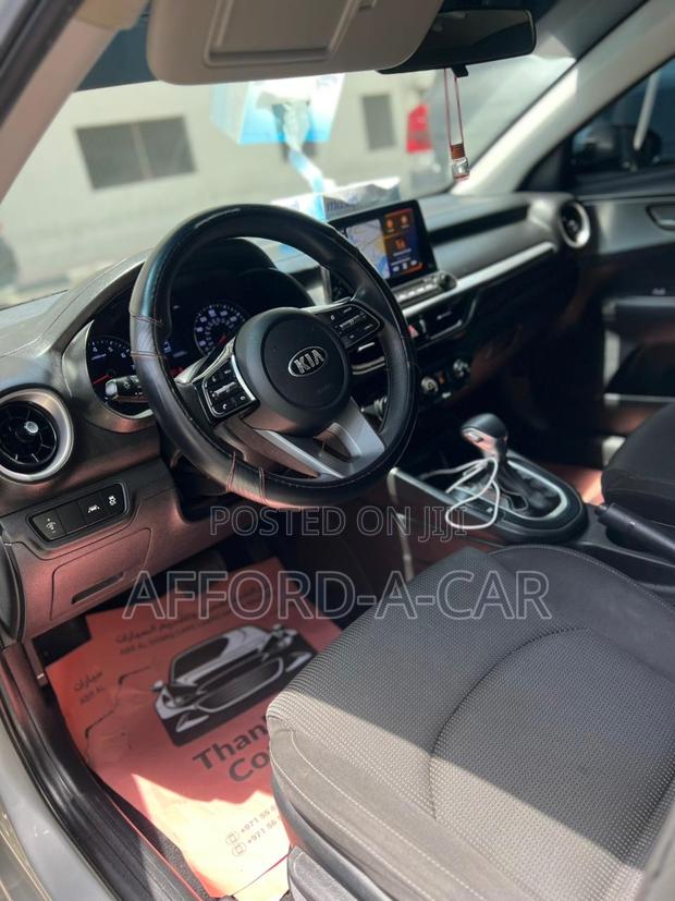 Kia Forte LXS 2020 Silver photo 3