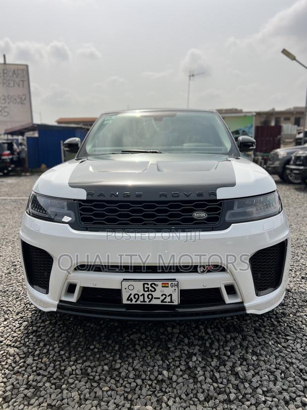 Land Rover Range Rover Sport HSE 4x4 (3.0L 6cyl 8A) 2016 White photo 2