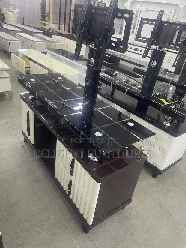 Foreign Tv Stand(Payment on Delivery)
