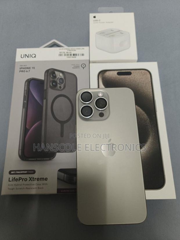 New Apple iPhone 15 Pro Max 512 GB Silver photo 2