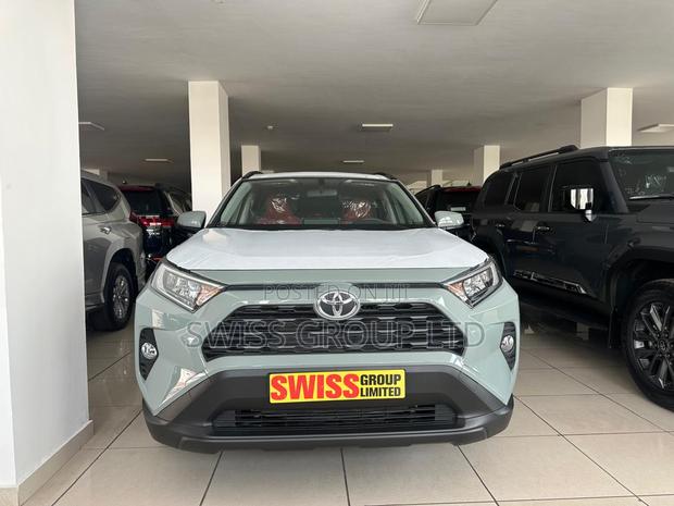 New Toyota RAV4 2025 Green