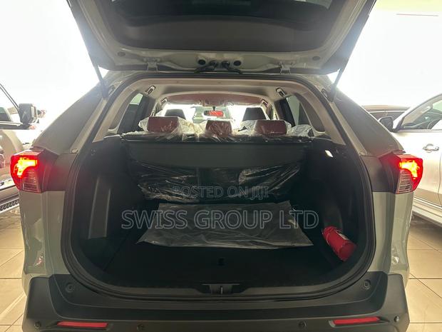 New Toyota RAV4 2025 Green