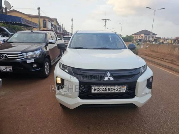 Mitsubishi L200 2020 White