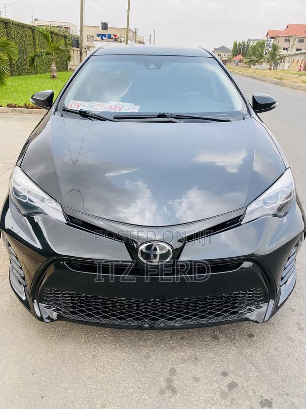 Toyota Corolla SE (1.8L 4cyl 2A) 2018 Black