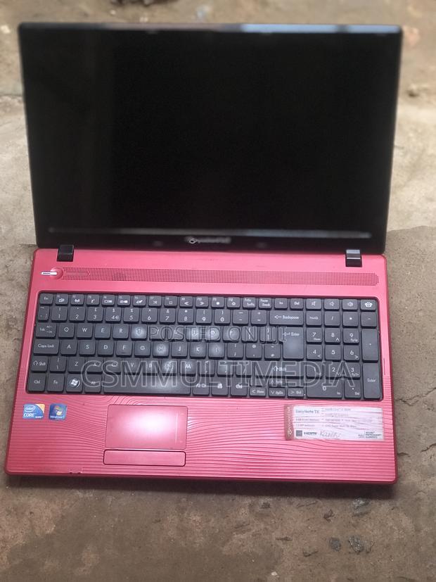 Laptop Packard Bell EasyNote TK37 3GB Intel Core I3 HDD 320GB