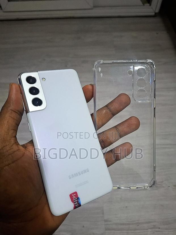 New Samsung Galaxy S21 5G 128 GB White photo 3