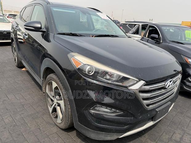 Hyundai Tucson Limited AWD 2017 Black