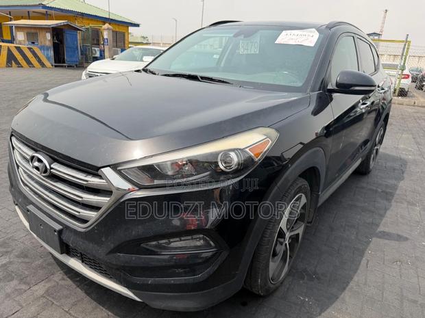 Hyundai Tucson Limited AWD 2017 Black
