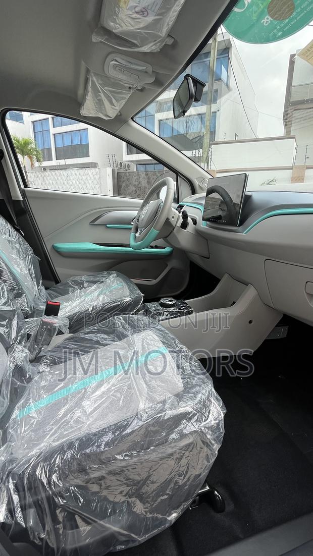 New Kia EV5 2025 White photo 5