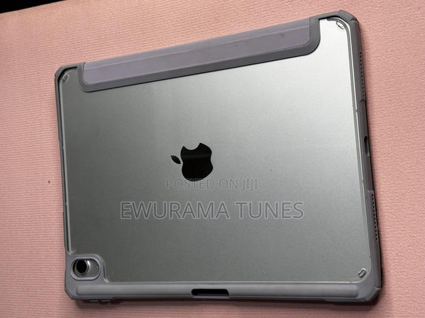 New Apple iPad (2025) 128 GB Silver photo 2