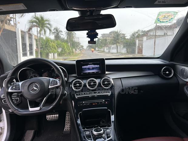 Mercedes-Benz C300 2018 White