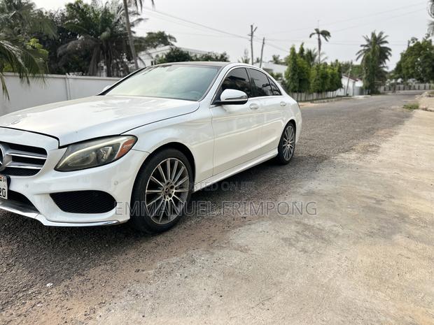 Mercedes-Benz C300 2018 White