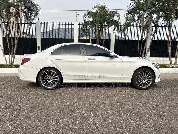 Mercedes-Benz C300 2018 White
