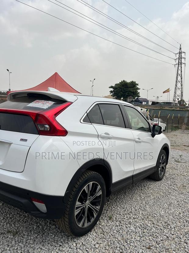 Mitsubishi Eclipse 2020 White