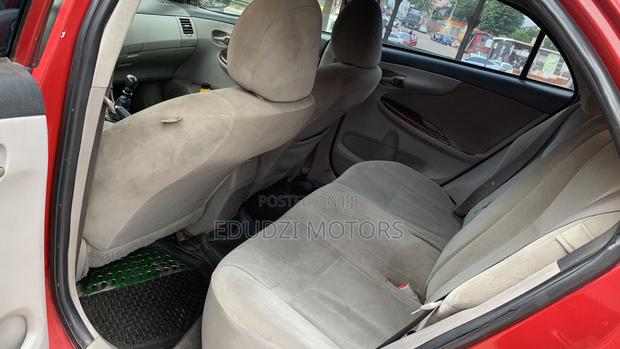 Toyota Corolla LE 4dr Sedan (1.8L 4cyl 4A) 2011 Red