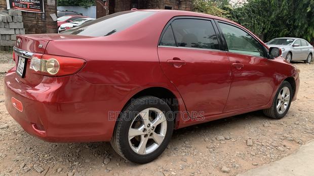 Toyota Corolla LE 4dr Sedan (1.8L 4cyl 4A) 2011 Red