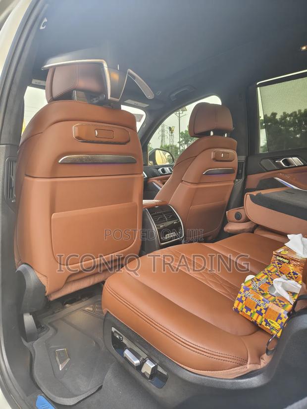 BMW X7 xDrive40i 2023 White photo 8