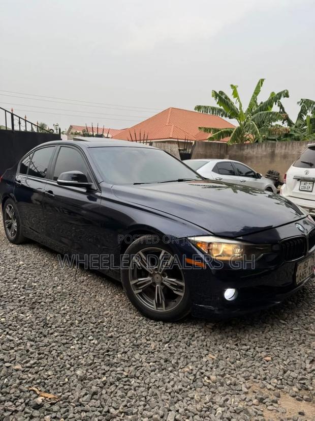 BMW 320i SV Premium 2014