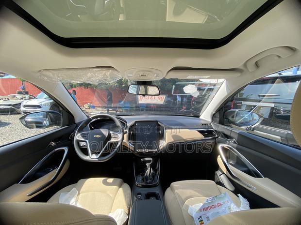 New Chevrolet Captiva 2025 Black photo 11