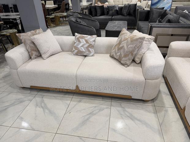 7 Seater Sofa Set (3+3+1) photo 3