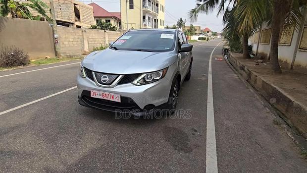Nissan Rogue S FWD 2018 Silver