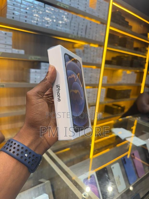 New Apple iPhone 12 128 GB Blue photo 2