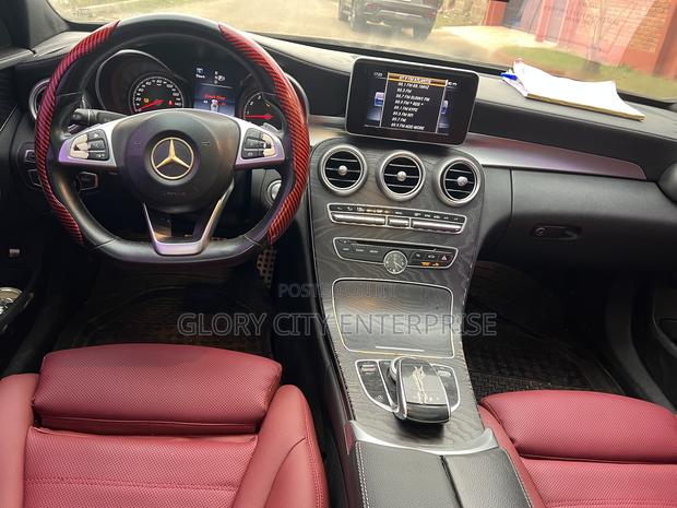 Mercedes-Benz C300 2015 Black