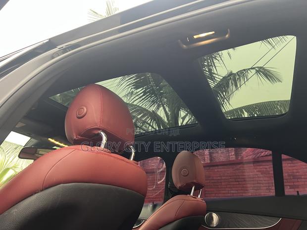 Mercedes-Benz C300 2015 Black