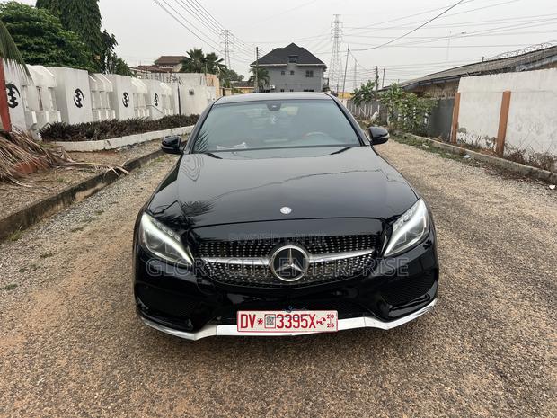 Mercedes-Benz C300 2015 Black