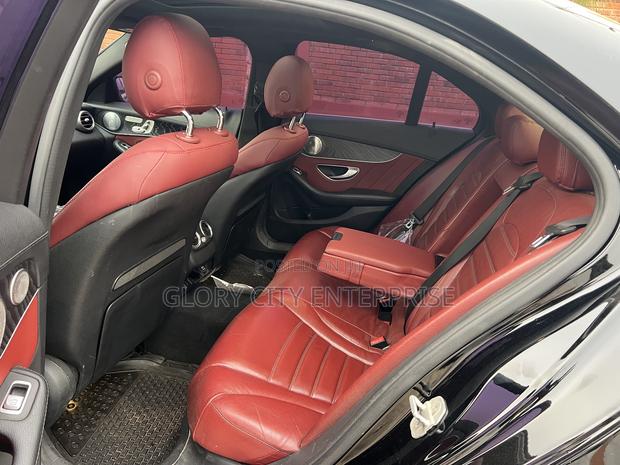 Mercedes-Benz C300 2015 Black