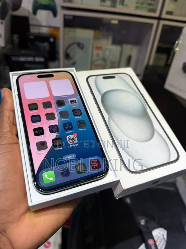 Apple iPhone 15 128 GB Black photo 2