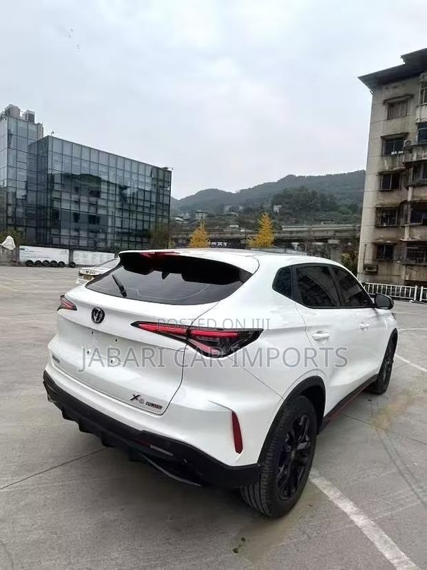 Changan X5 Plus 1.5 Blue Core FWD 2024 White