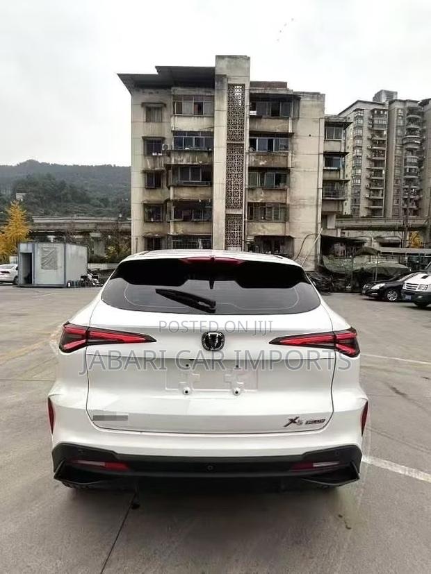 Changan X5 Plus 1.5 Blue Core FWD 2024 White