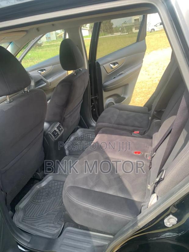 Nissan Rogue SV AWD 2016 Black