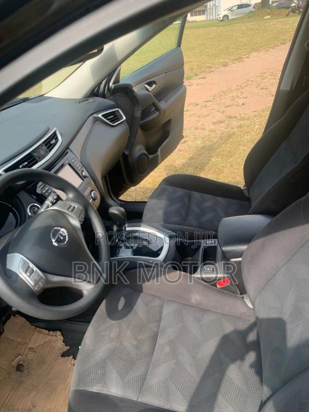 Nissan Rogue SV AWD 2016 Black