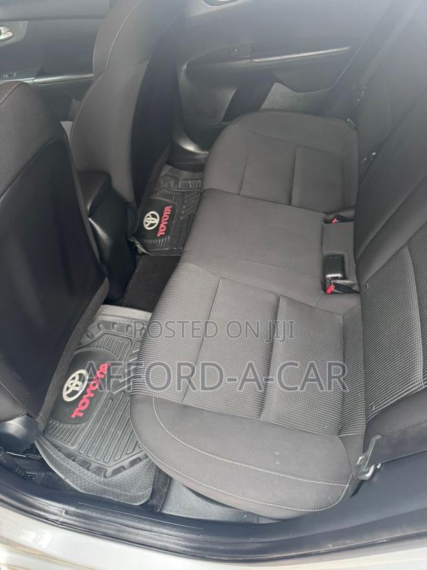 Kia Forte LXS 2020 Silver photo 11