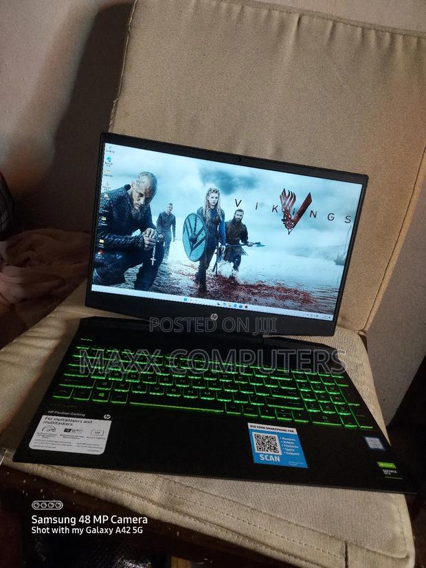 Laptop HP Pavilion Gaming Laptop 15-Dk2xxx 8GB Intel Core I5 SSD 256GB