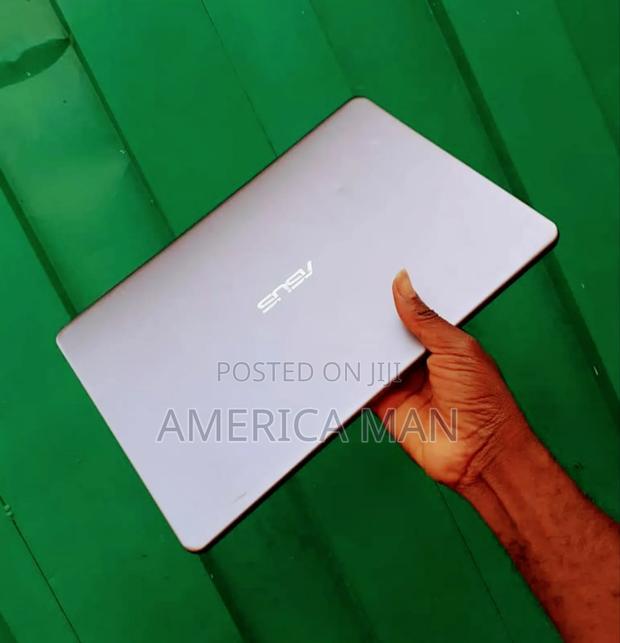 New Laptop Asus VivoBook S13 S330UN 4GB Intel SSD 128GB photo 3