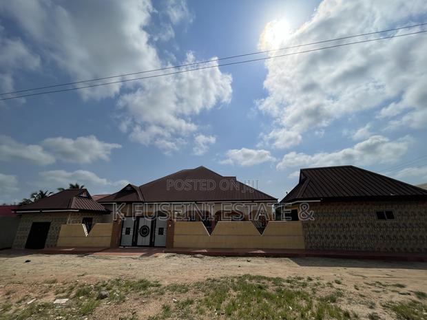 Furnished 5bdrm House in K Fuseini Estate, Sunyani Municipal for sale photo 7