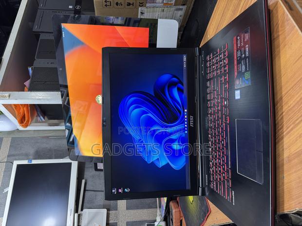 Laptop MSI GE62VR 7RF Apache Pro 32GB Intel Core I7 HDD+SSD 1T