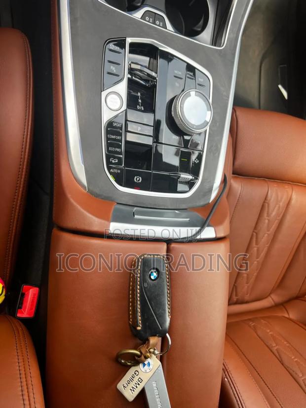 BMW X7 xDrive40i 2023 White photo 7