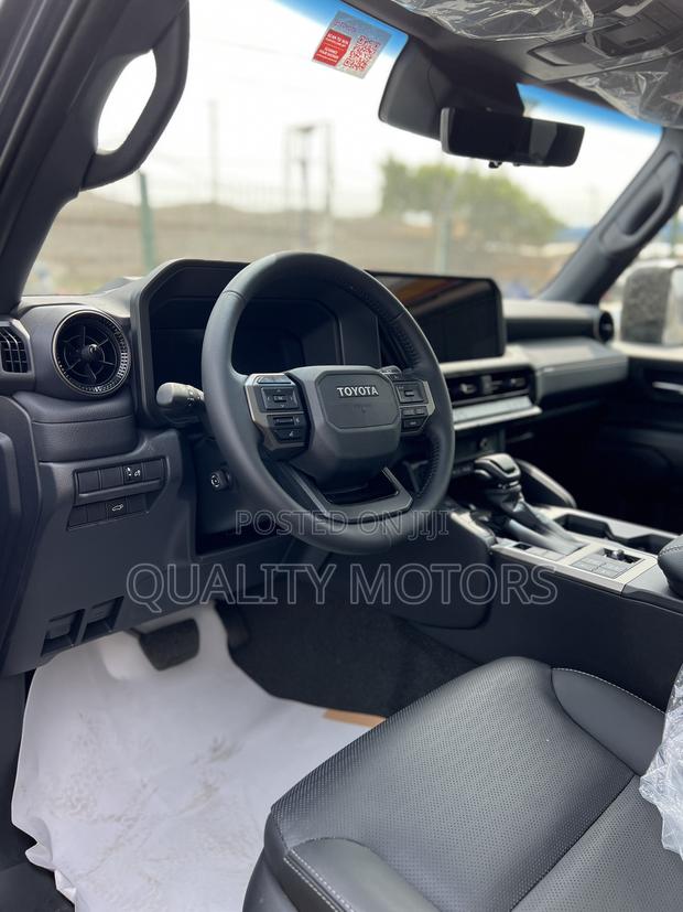 New Toyota Land Cruiser Prado 2.8 2025 Gray photo 8