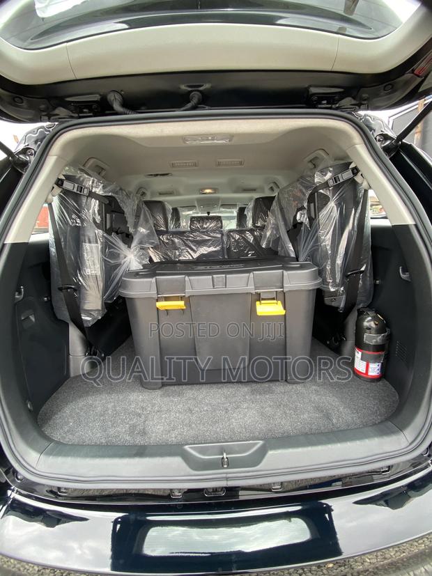 New Toyota Fortuner 2025 Black photo 8