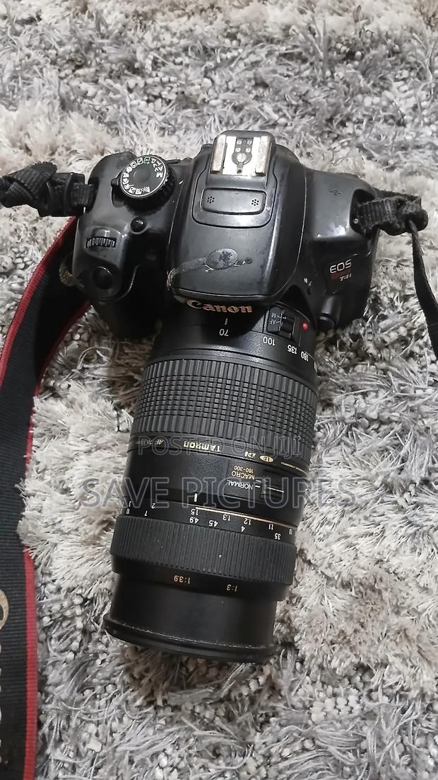 Canon 650d With Zoom Lens