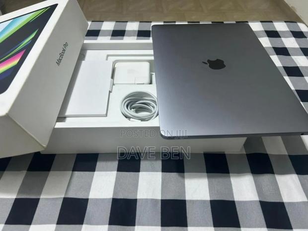 Laptop Apple MacBook Pro 2021 M1 8GB Apple M1 Pro SSD 512GB photo 2