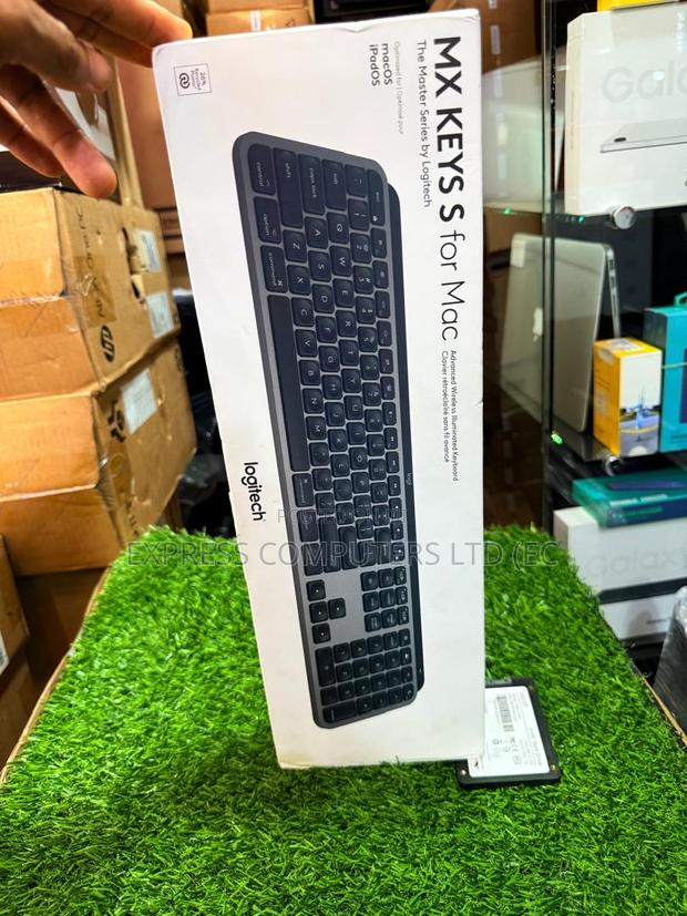 Logitech Mx Keys S Wireless Keyboard - Backlit for Mac Original photo 3