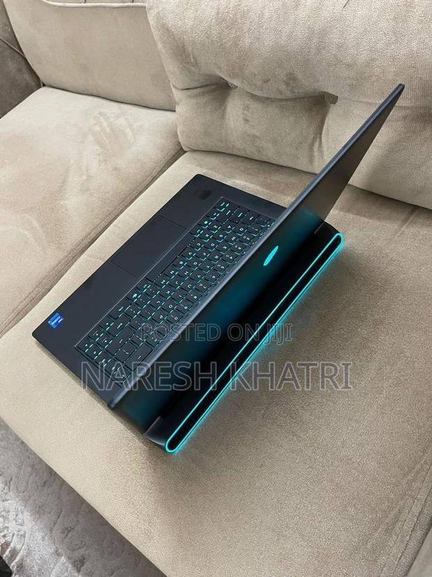 Laptop Dell Alienware M15 R6 24GB Intel Core I7 SSD 1T photo 2